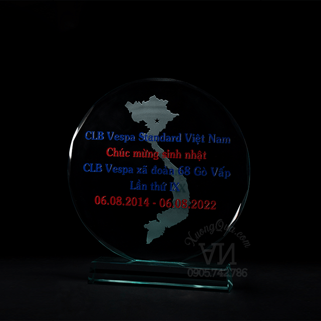 Kỷ niệm chương cho câu lạc bộ