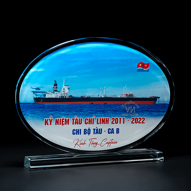 Kỷ niệm chương pha lê hình elip